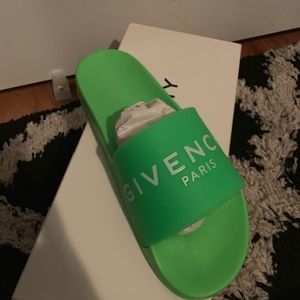 Brand New Men's Neon Givenchy Pool Slides size 40